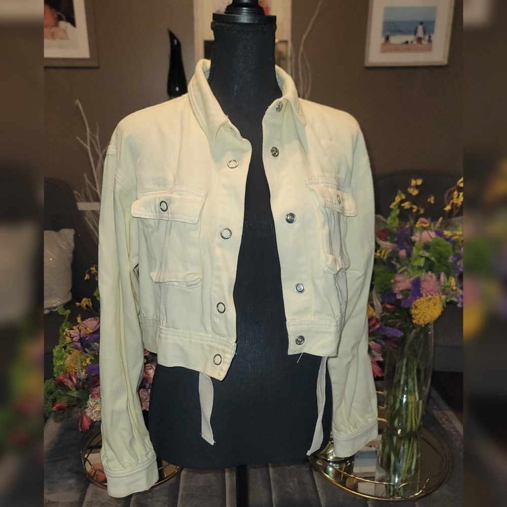 FN Crop Yellow Jean Jacket Size L